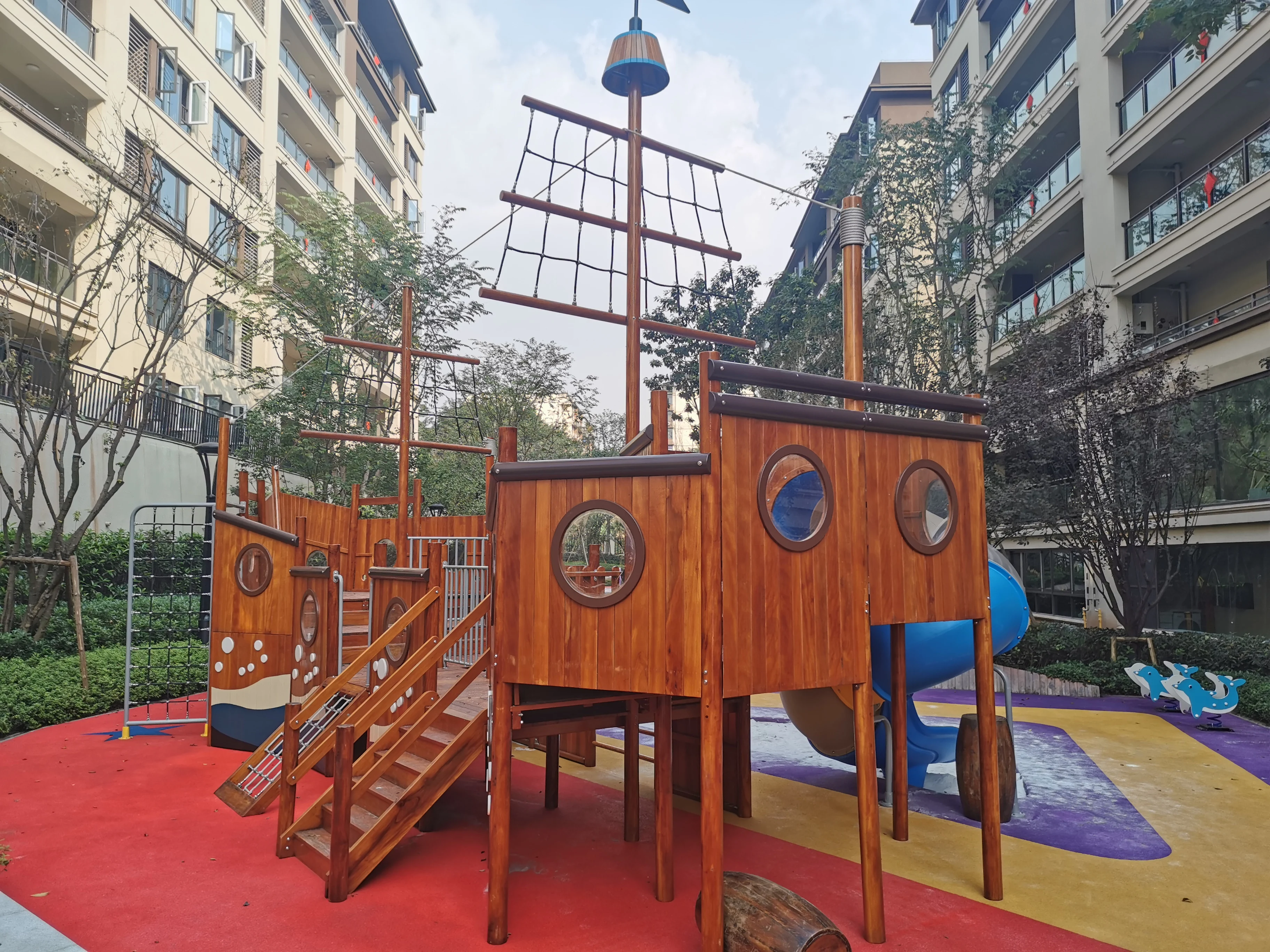 xx-Custom Ship Slide Playground Equipment Residential Area & Park Use Customized wood and metal  Outdoor Children's Play Set&