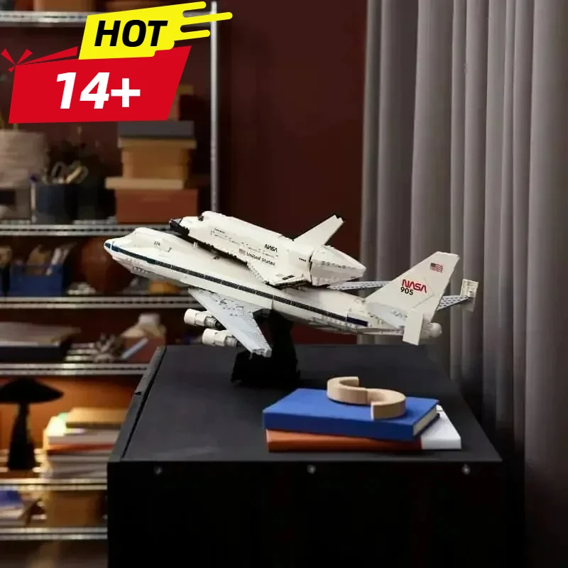 우주 비행기 조립 모델 장난감 이미지