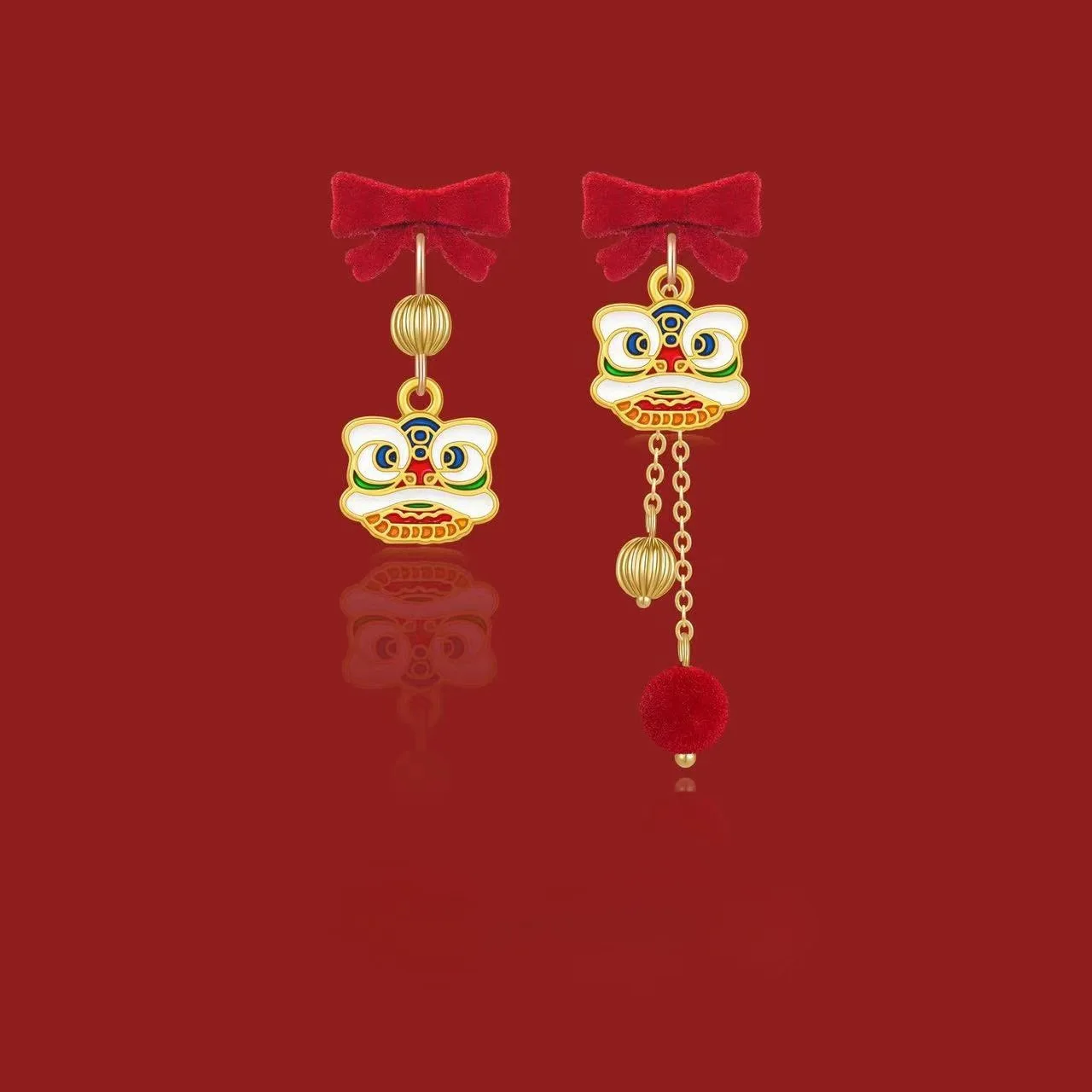 Ethnic Chinese Lucky Lion Shaped Earrings for Women Golden Red Color Traditional Lovely Animal Jewelry Ear Clip New Year Gifts