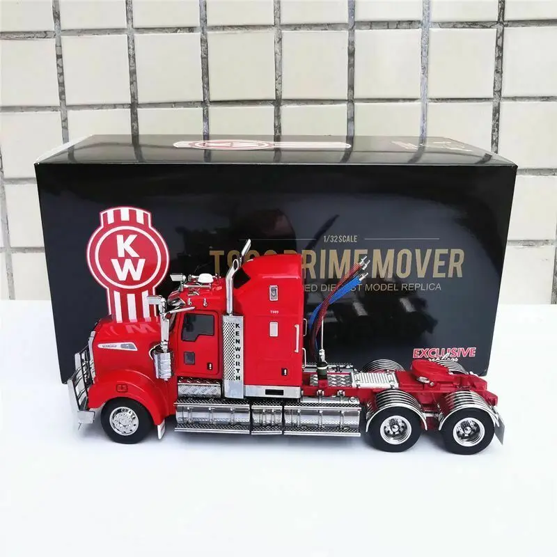 

Exclusive T909 Prime Mover Australian Truck Red 1/32 Scale Die-Cast Tractor Model New in Box