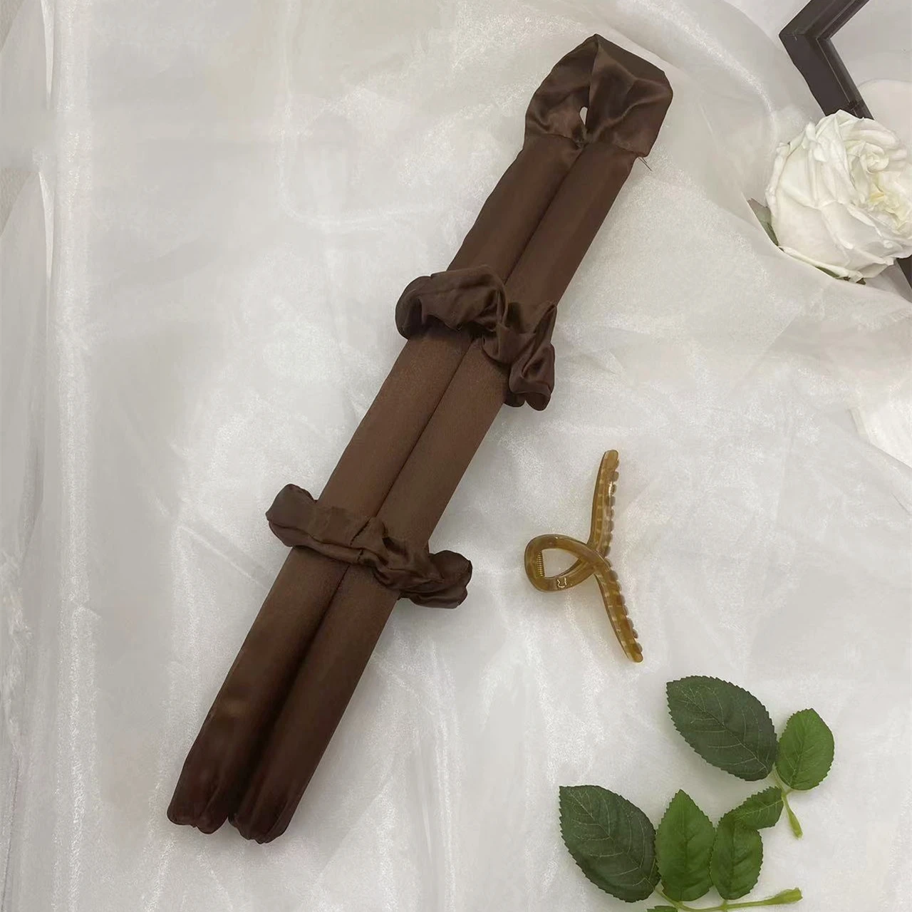 

4-Piece Set Of Long Hair Natural Wave Curls Without Heating Simple Daily Style