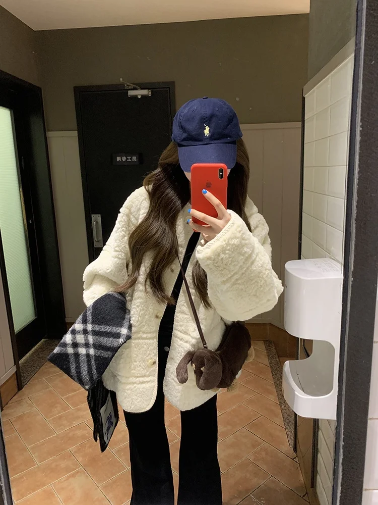 

Утепленная женская зимняя куртка из овечьего меха с интегрированной кожаной и меховой отделкой, теплая, в корейском стиле, свободного кроя, длинная, с длинными рукавами.