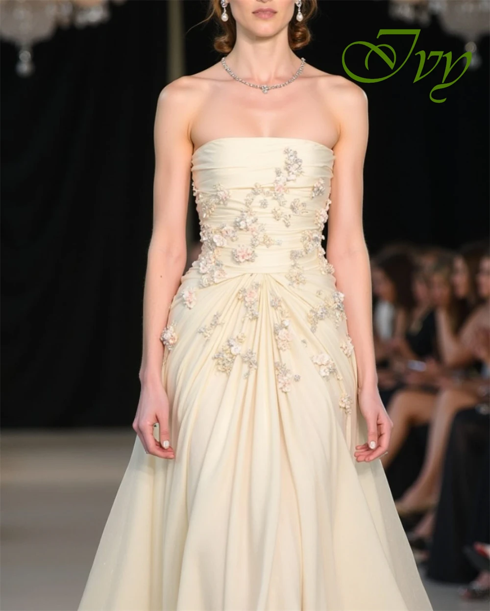 사용자 정의 럭셔리 Strapless 민소매 이브닝 드레스 섬세한 쉬폰 댄스 파티 드레스 기질 꽃 신부 파티 가운