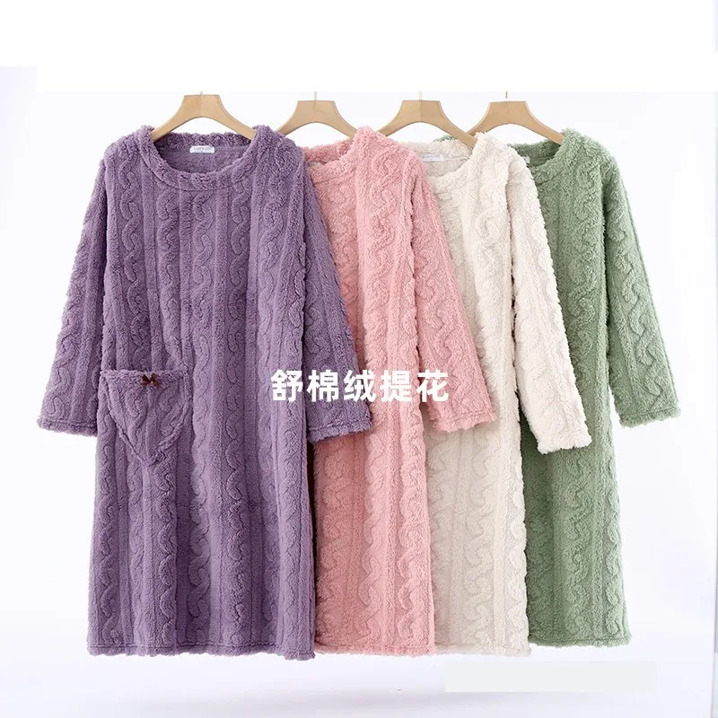 Autumn Winter Warm Flannel Female Sleepwear Long Nightdress Women Sleepshirt Loose Ladies Nightgown Girl Outwear Sleepdress