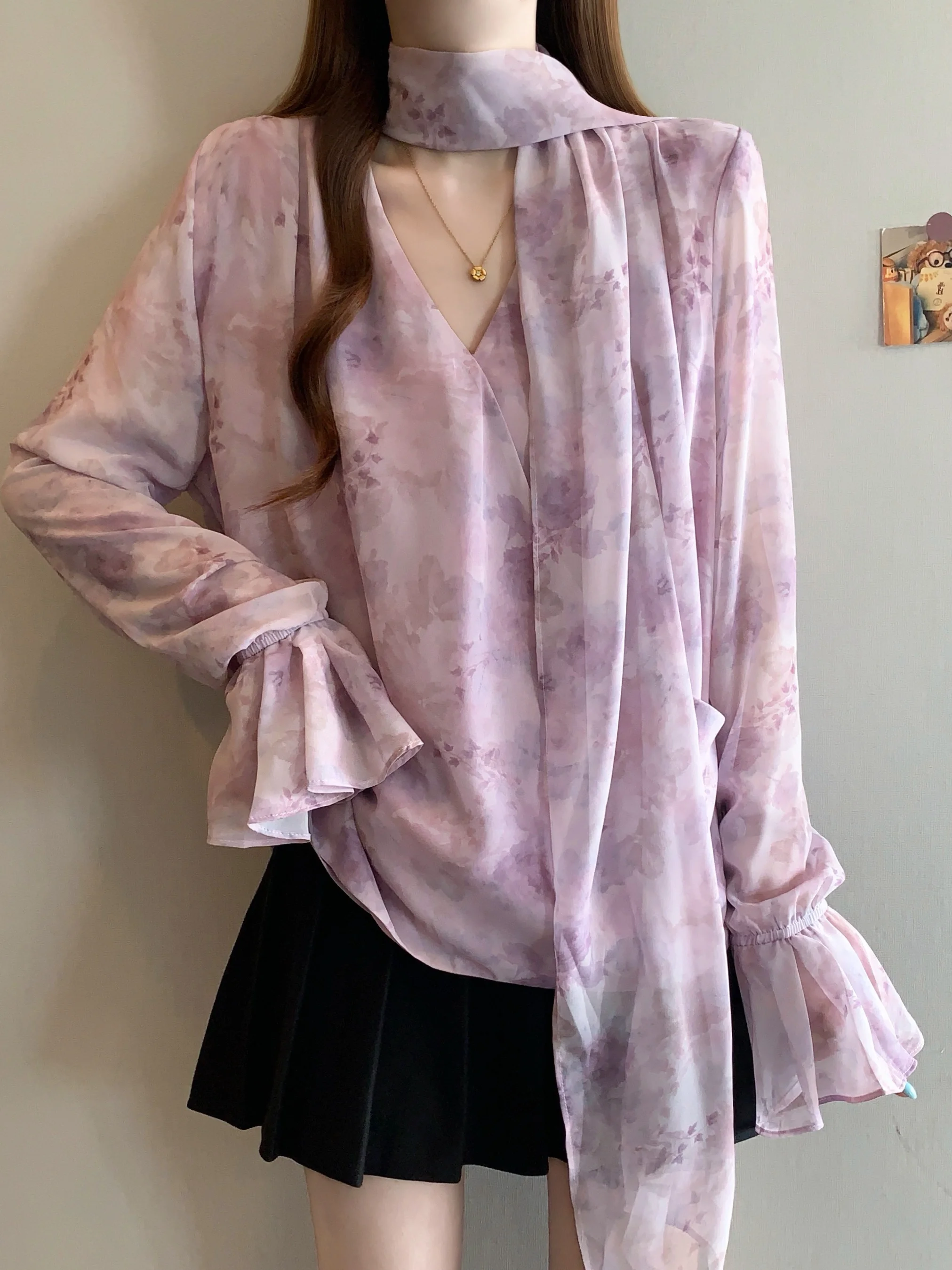 

Spring 2026 New V-neck Floral Print Sash Chiffon Shirt Women's plus Size Elegant Fashionable Top Korean Style Loose Fit Long ...