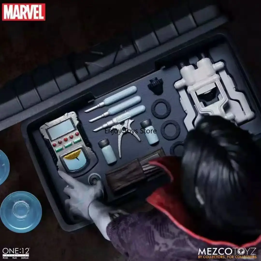 Em estoque |   MEZCO 1:12 Figura de ação articulada com tecido de 6 polegadas - Marvel: Morbius The Living Vampire