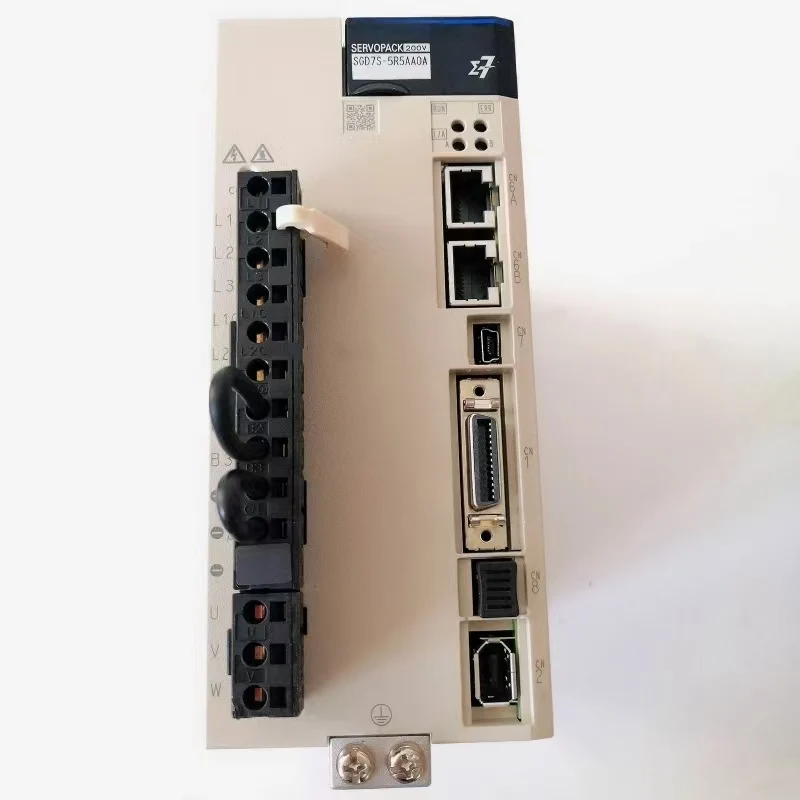 New SGD7S-5R5AA0A Servopack Servo Driver 12 Months Warranty SGD7S 5R5AA0A
