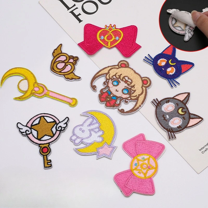 Image of 8-teiliges Set Sailor Moon Cartoon Anime Selbstklebende Gestickte Aufnäher Ohne Nähen Kleidungsreparatur-Dekoration für Handyhüllen & Taschen