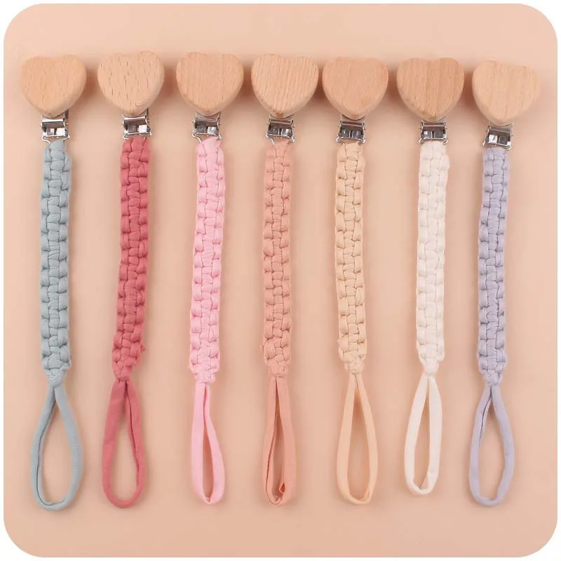 Handmade Crochet Cotton Baby Pacifier Chain Wooden Heart Shape Dummy Holder Clip For Teething Nursing Chewing Toys Shower Gift