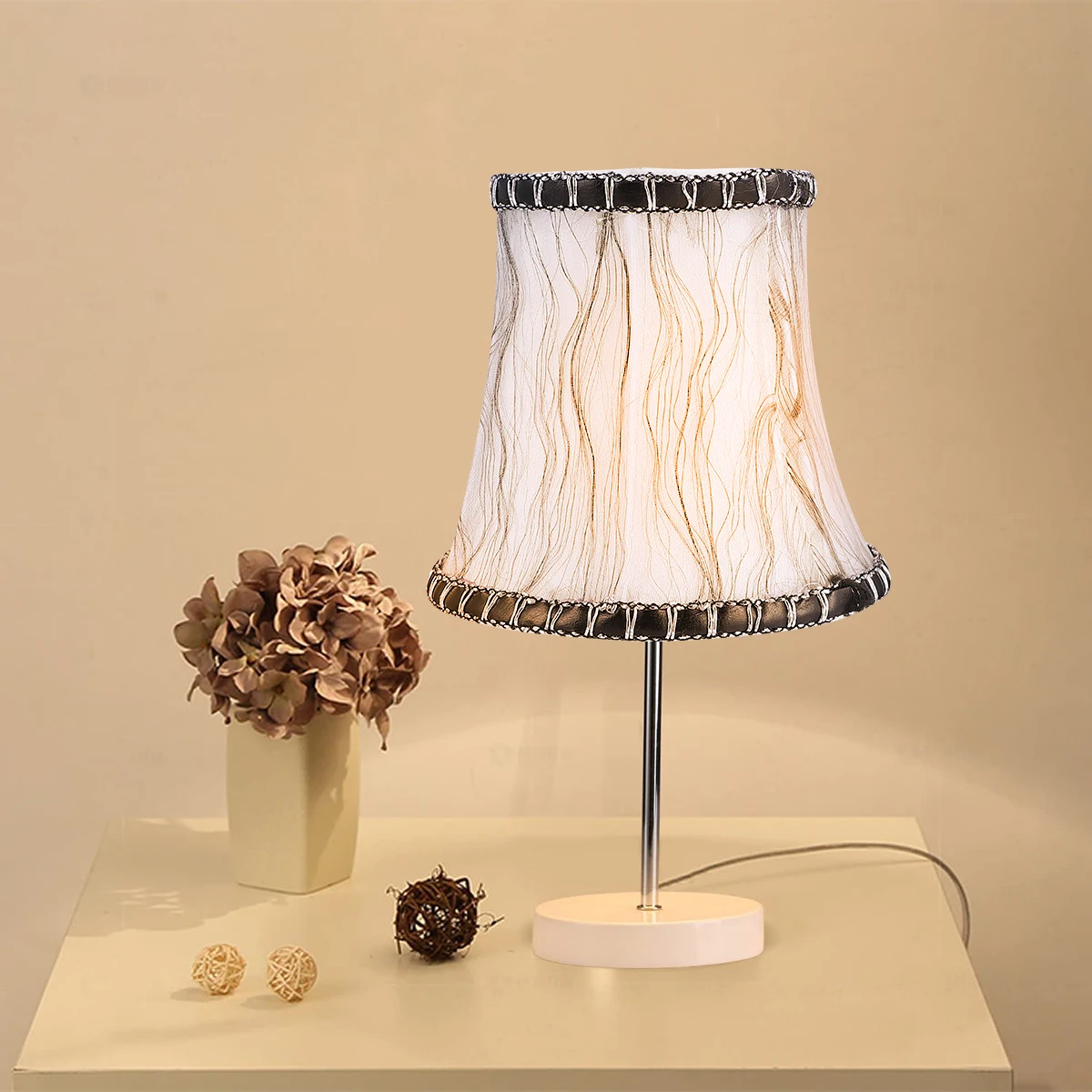 

Fabric Lampshade High Quality Material Soft Light Protective Dust Decoration Ch Retro Style