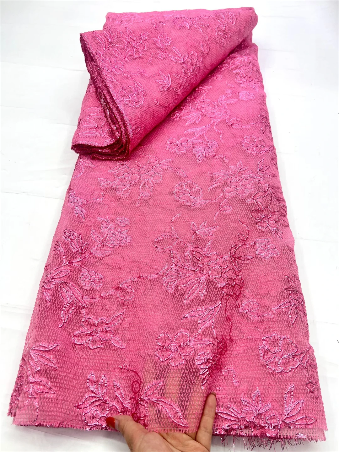 

Latest Nigerian Laces Fabric 2026 Luxury 5 Yards African Jacquard Brocade Lace Fabric for Sewing Family Prom Dresses