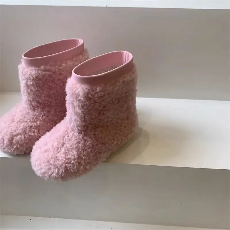 รองเท้าบูทขนสัตว์สำหรับเด็กผู้หญิงแฟชั่นใหม่ปี 2025 รองเท้าบูทกันหนาวบุขนสำหรับเด็ก รองเท้าบูทหิมะบุขนสำหรับเด็ก รองเท้าบูทผ้าฝ้ายสำหรับเด็ก รองเท้าบูทขนสัตว์แบบหุ้มข้อกลาง