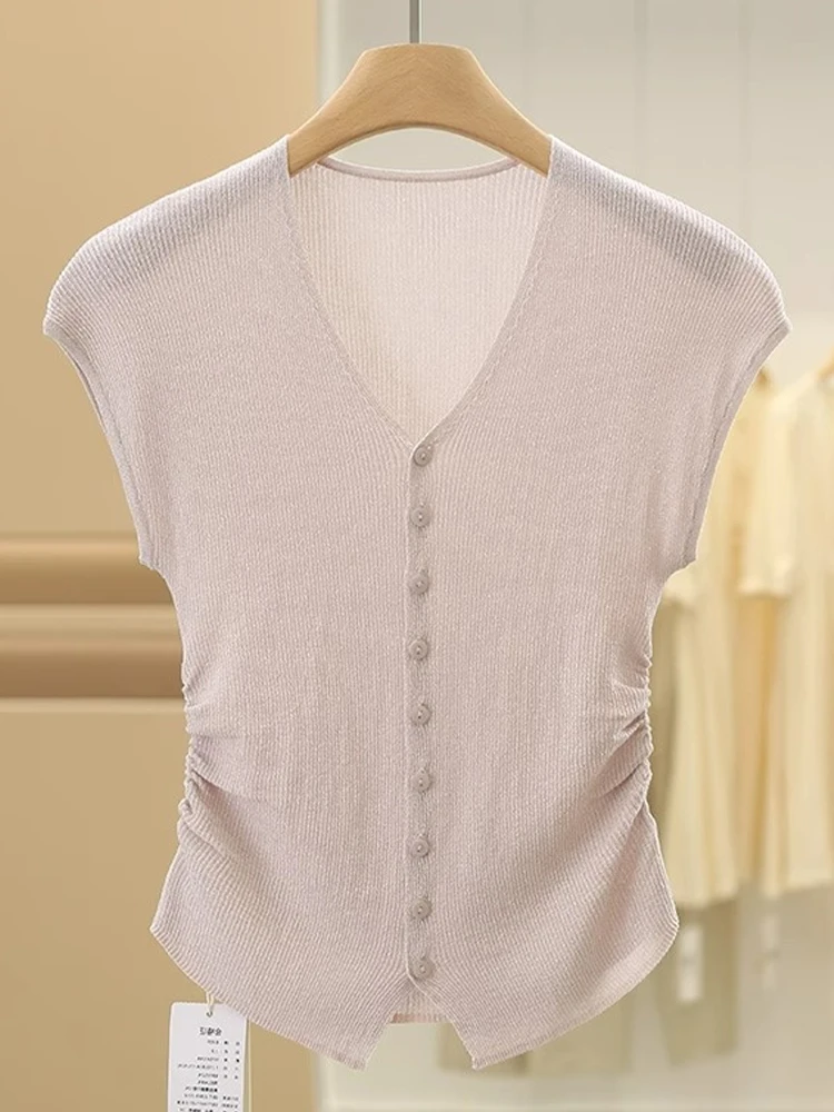 

Slim Fit Ice Silk V-Ne ort Sve T-irt Women's Faionable Summer Design Light Weight Single Button Korean Sle Top