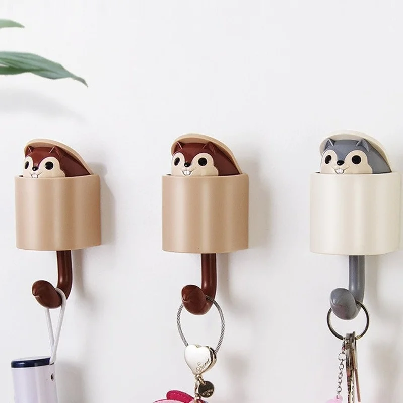 1Pcs Squirrel Wall Hook Adhesive Home Cartoon Cute Hanger Key Umbrella Towel Cap Bathroom Kitchen Hanging Hook