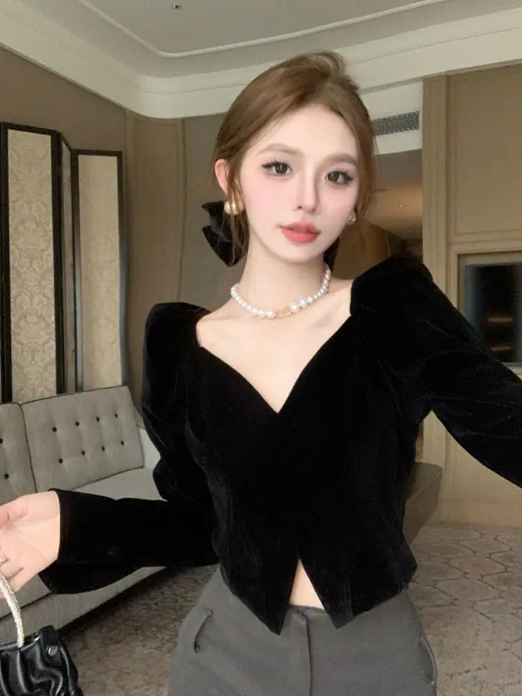 

Y2k V-neck Black Shirt Women Puff Sleeves Short Blouse Streetwear Slim Vintage Jacket Design Crop Tops Harajuku 2000s Clothing