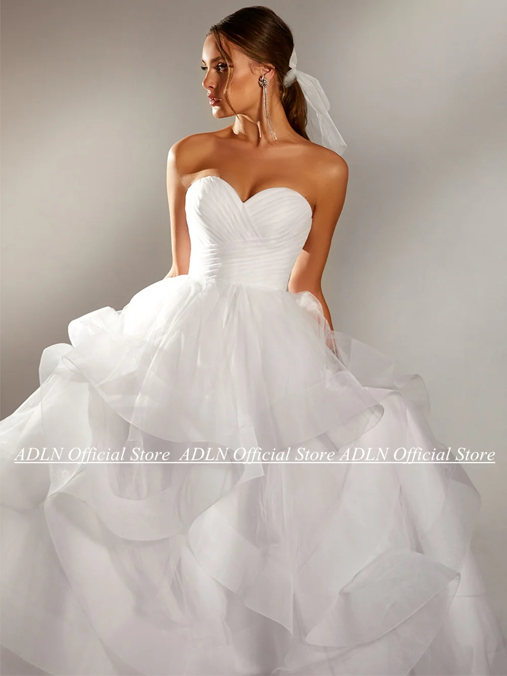 ADLN مشد فستان الزفاف الكشكشة تول ألف خط فساتين العروس الحبيب بلا أكمام رداء دي ماري طول الأرض فستان زفاف امرأة
