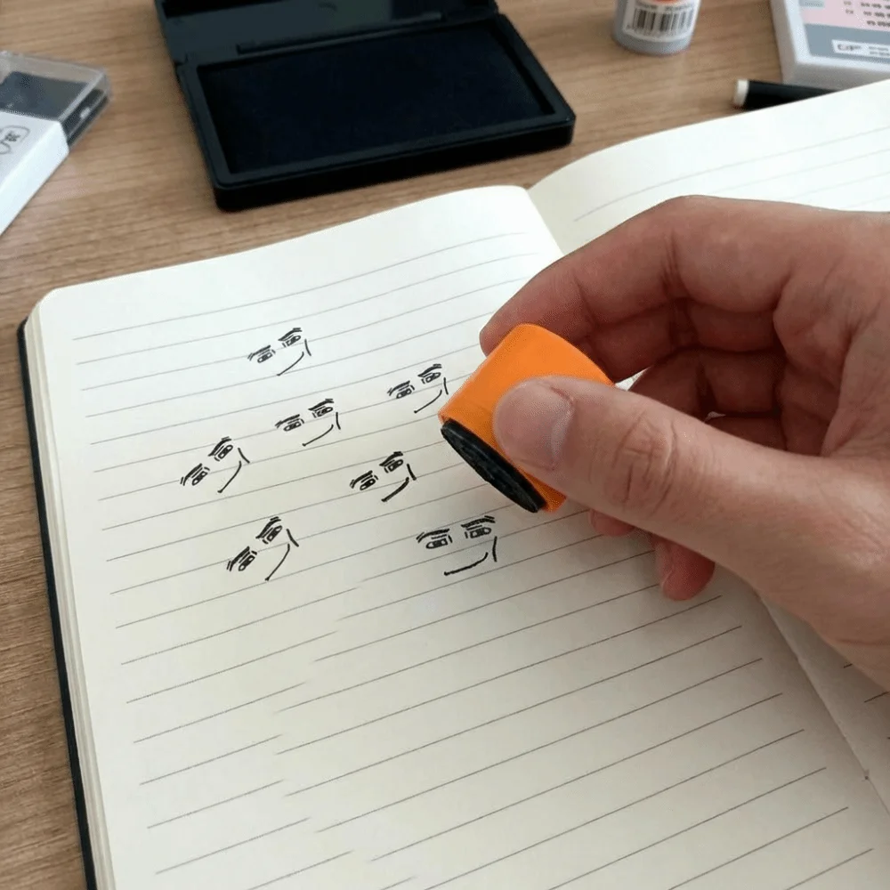 

Многоразовые штампы с забавными выражениями, простой дизайн, быстросохнущие, мультяшные, креативные, комбинированные, нажимные.