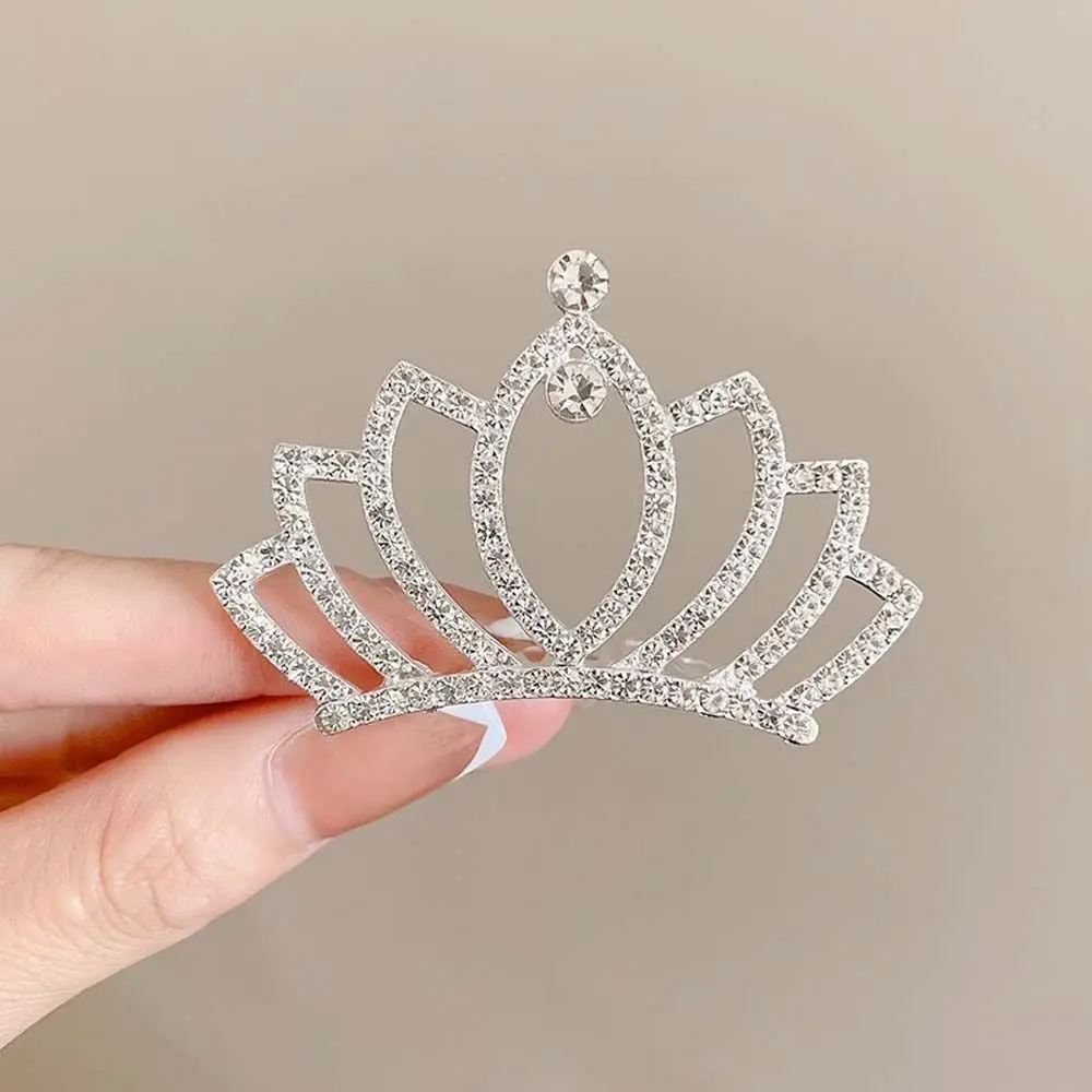 

Pearl Crystal Crown Hair Comb Flower Butterfly Children Tiara Headband Korean Style Hair Styling Accessories Rhinestone Hairpins