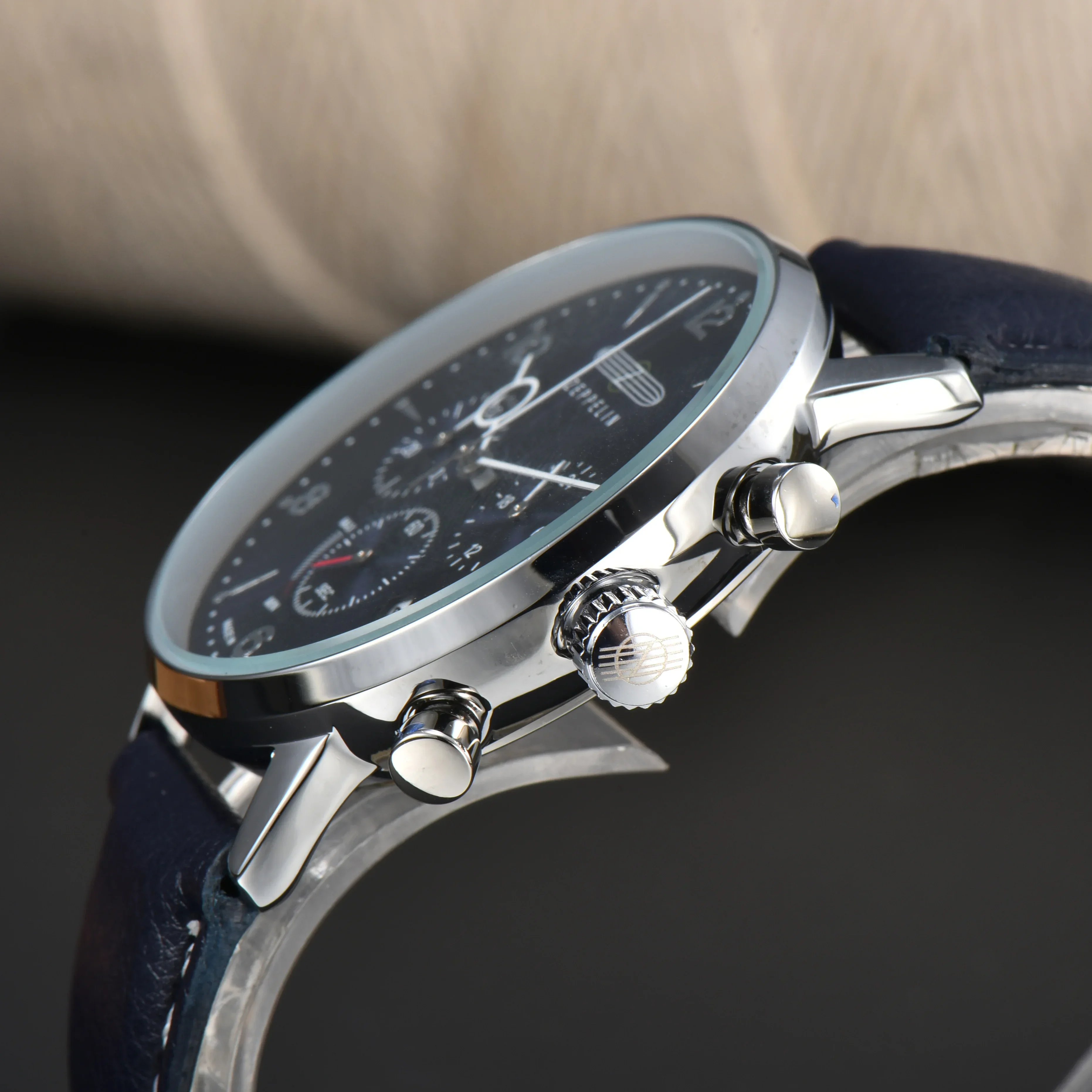 Jam Tangan Kuarsa Seri Zeppelin Hindenburg Fashion Baru Jam Tangan Bisnis Santai Retro Jam Tangan Pria Tanggal Mewah Multifungsi