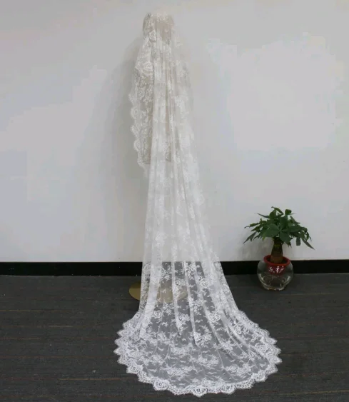 vintage-floral-lace-veil-eyelash-lace-edge-wedding-dress-ivory-church-veil-elegant-lace-wedding-dress