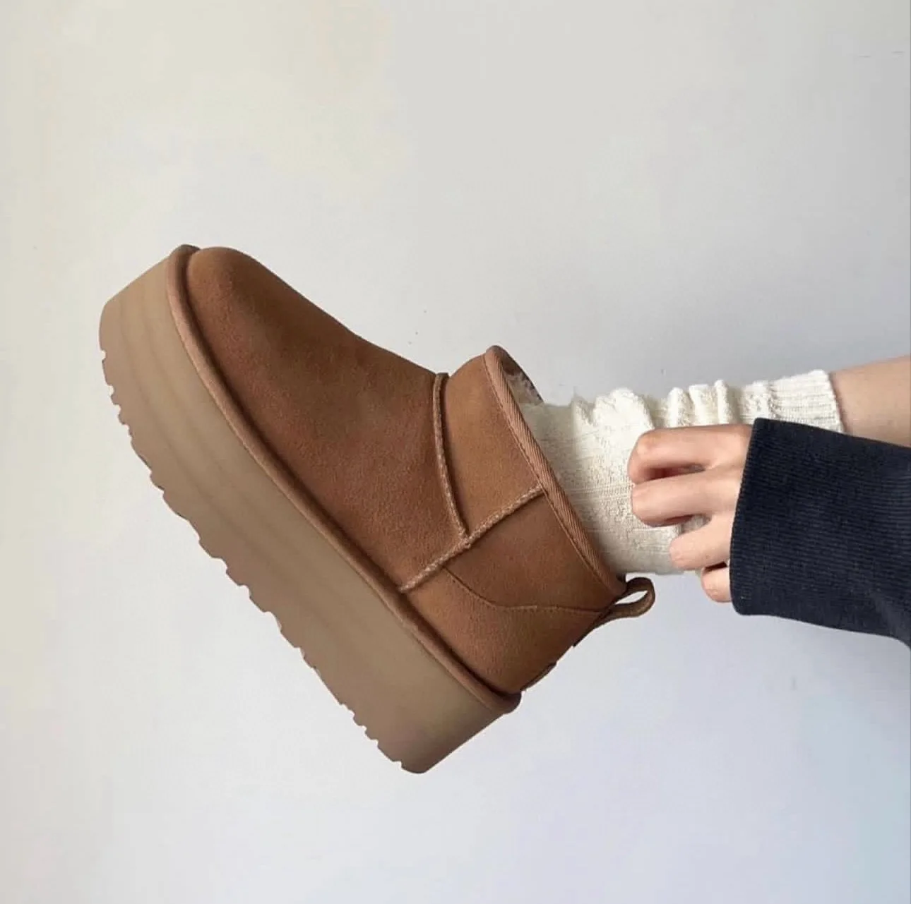 

Женские зимние зимние ботинки Thi Bot, хлопковые ботинки из меховой кожи с внутренней отделкой, нескользящие водонепроницаемые ботинки, корейские ботинки