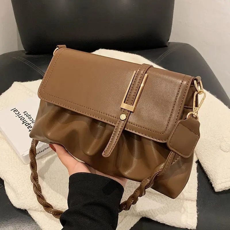 

2025 New Fashion and Popular Small Bag Women's Shoulder Underarm Crossbody Niche Feeling Portable Crossbody Cloud Bag