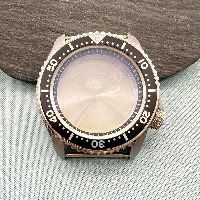 SKX007 men's watch case sapphire 42mm stainless steel case is suitable for NH35 NH36 4R35 4R36 6R 7S movement 28.5mm Dial Refit