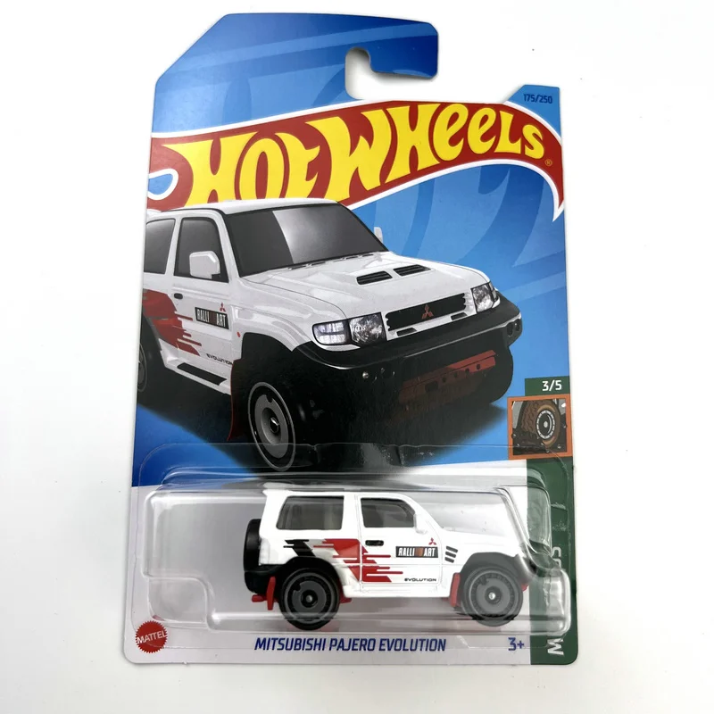 2024-169 / 2023-175 Hot Wheels Cars MITSUBISHI PAJERO EVOLUTION 1/64 Metal Die-cast Model Collection Toy Vehicles