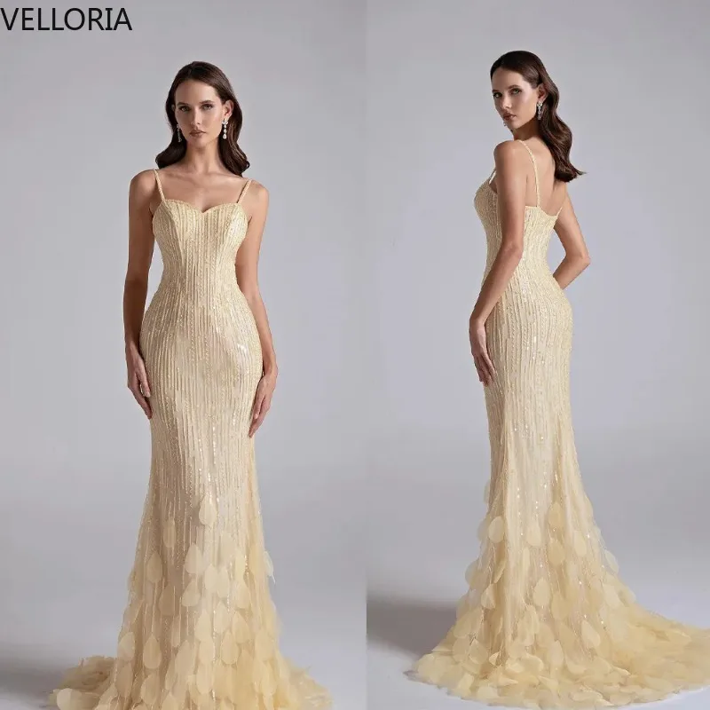 فستان سهرة أنيق بحورية البحر بحزام سباغيتي مطرز بدون ظهر فستان حفلات فيستدوس دي فييستا مخصص