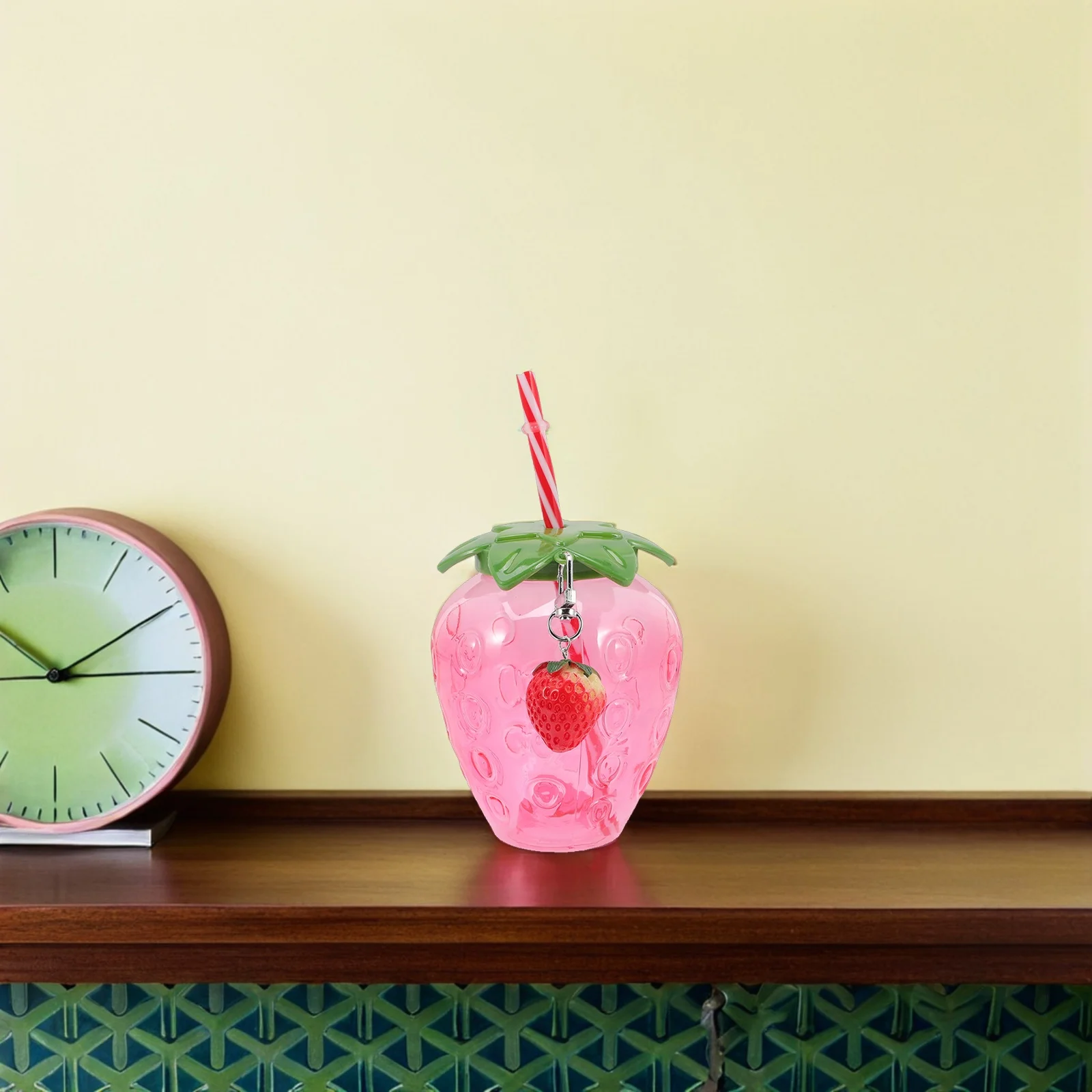 

2Pcs Strawberry Drinking Cup Bottle Clear Straws Plastic Sippy Cute Design Party Decoration Birthday Wedding