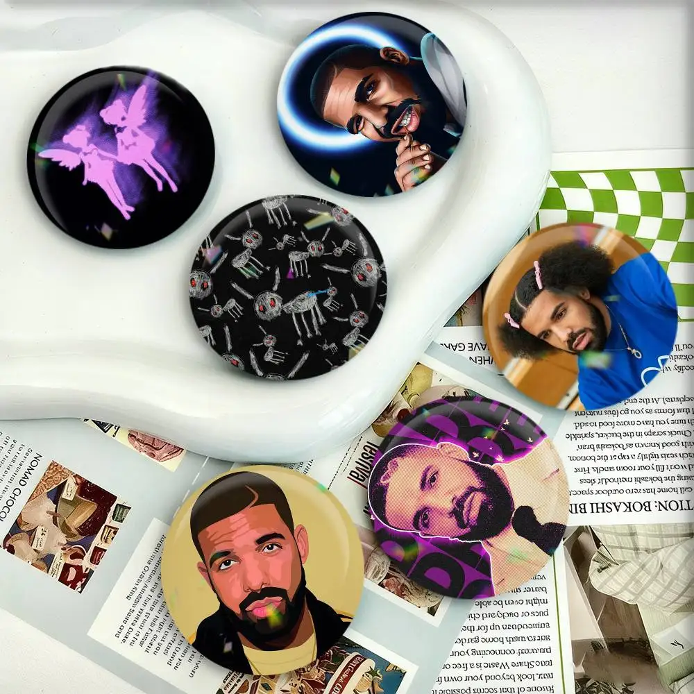 

Rapper D-Drake Badges 25 32 44 58 75 mm Round Fans Collect Friends Gifts Brooch Souvenir