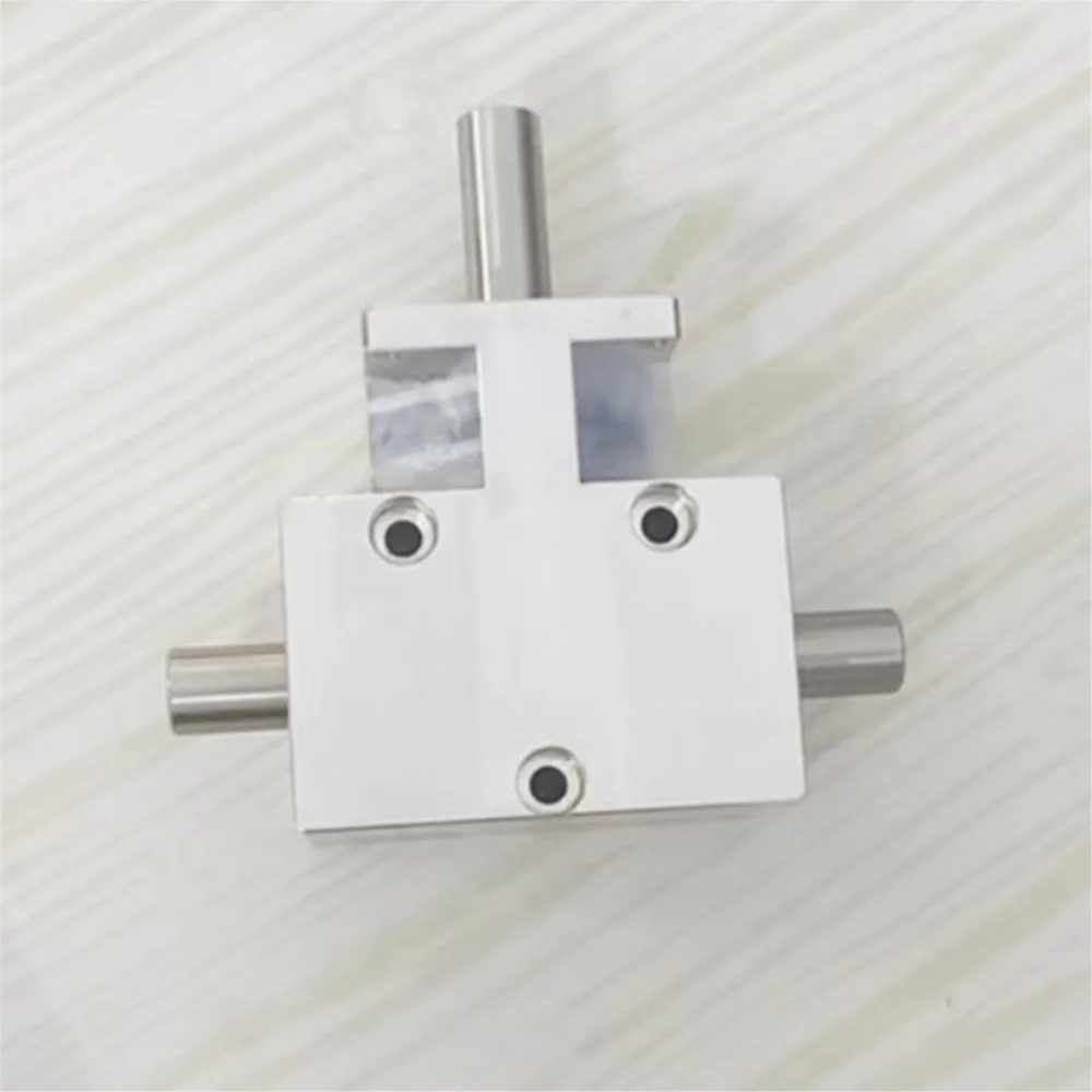 

Angle gear 1:1 helical bevel gear shaft 12mm codirectional double output shaft 90 degree differential gearbox