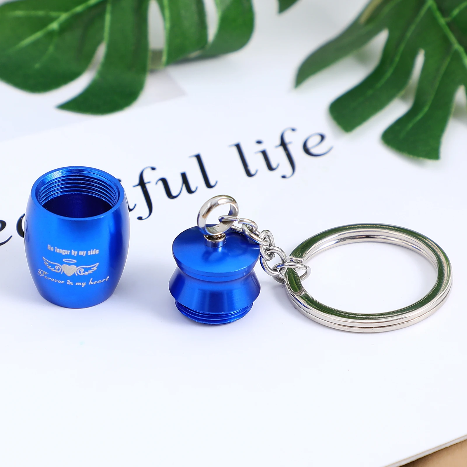 

1PCS Pet Urn Keychain Memorial Pendant Small Ashes Container Cremation Keepsake Blue Lightweight Metal Pet Loss Gift