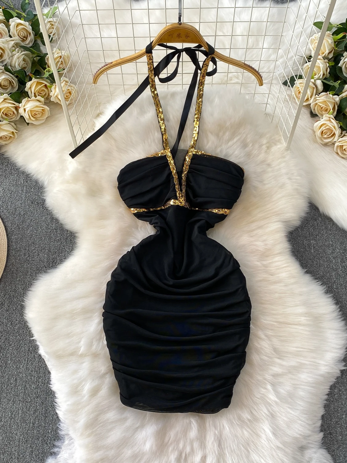 Foamlina New Summer Women Sequins Patchwork Mini Bodycon Dress Sexy Halter Neck Sleeveless Backless Slim Ruched Mesh Party Dress