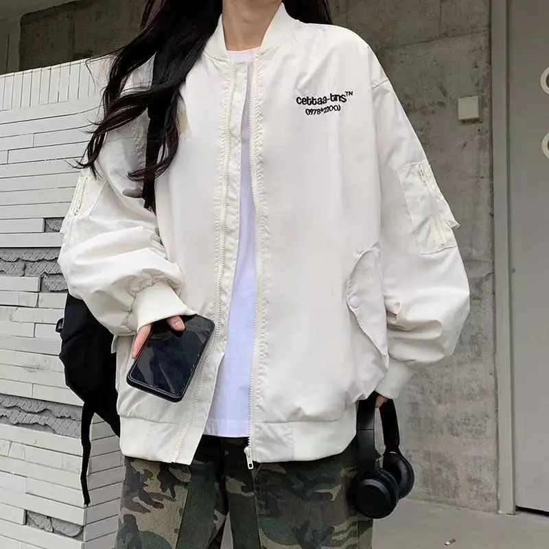 

Женские пальто, куртки, женское осенне-весеннее пальто, гоночное пальто с вышивкой, передний карман на пуговицах, женское чистое простое базовое стильное пальто