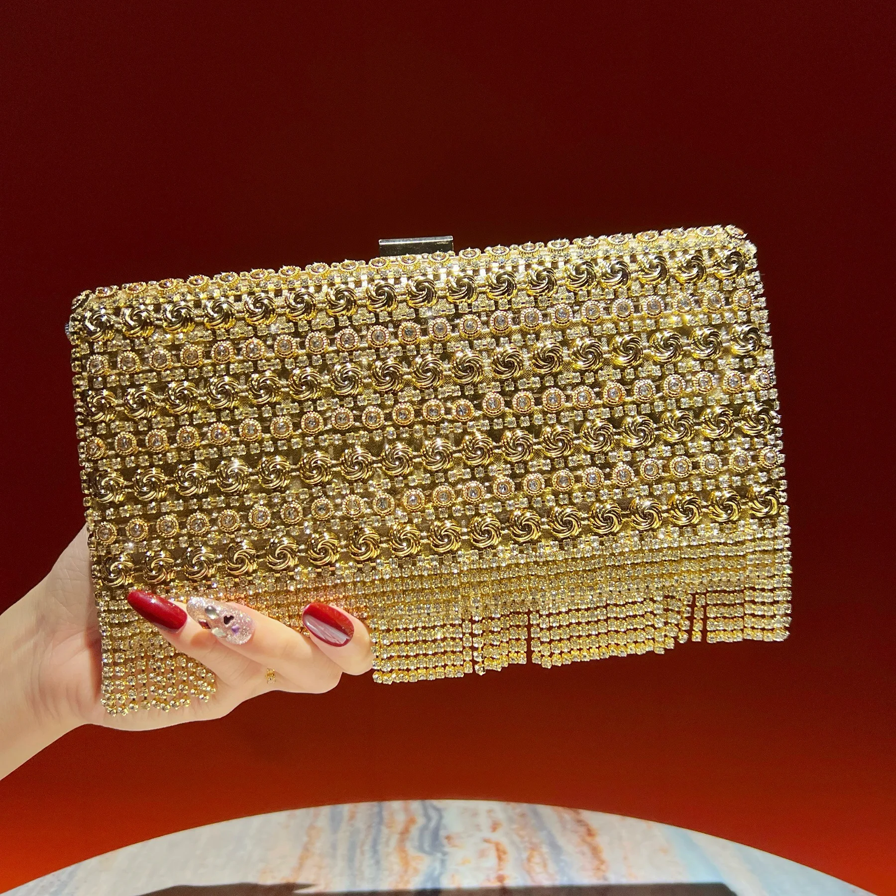 New rhinestone fringed clutch bag, high-end light luxury celebrity flower diamond-encrusted dinner bag, French shiny handbag