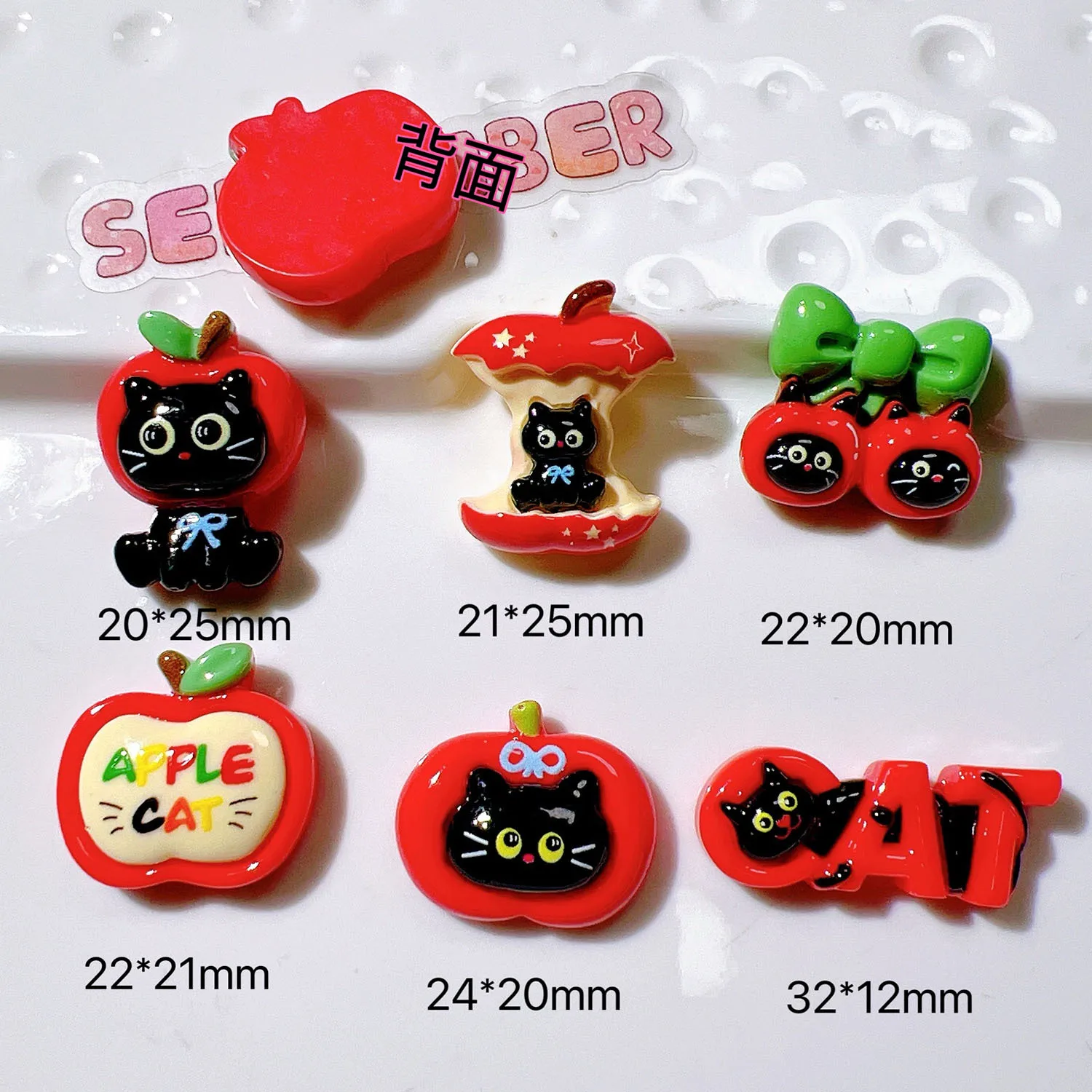 100pcs Kawaii Resin Miniature Simulated Apple Cat Flatback DIY for Phone Case Hairpin Earrings Scrapbook Dollhouse Accessories