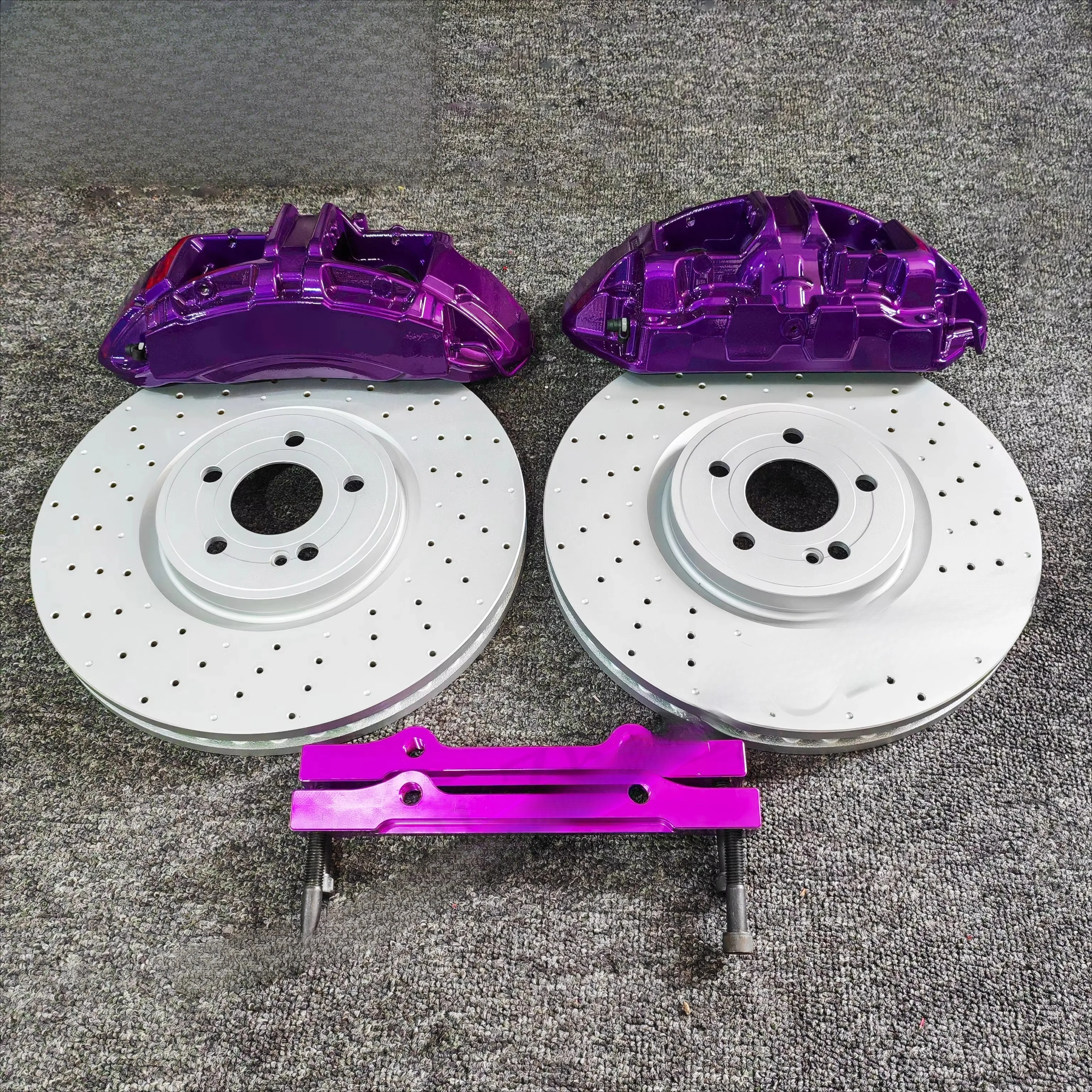 

A45S 6-piston brake caliper 330-390mm rotor car brake kit