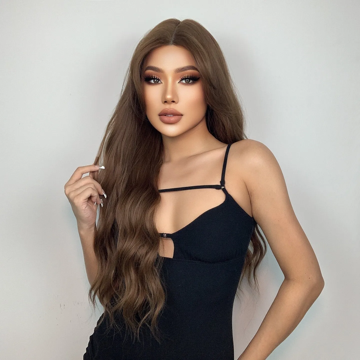 

Medium Caramel Brown Body Wave 13x4 Lace Front Systhetic Hair Wigs for Women with Baby Hair Glueless Transparent Lace Wigs Daily