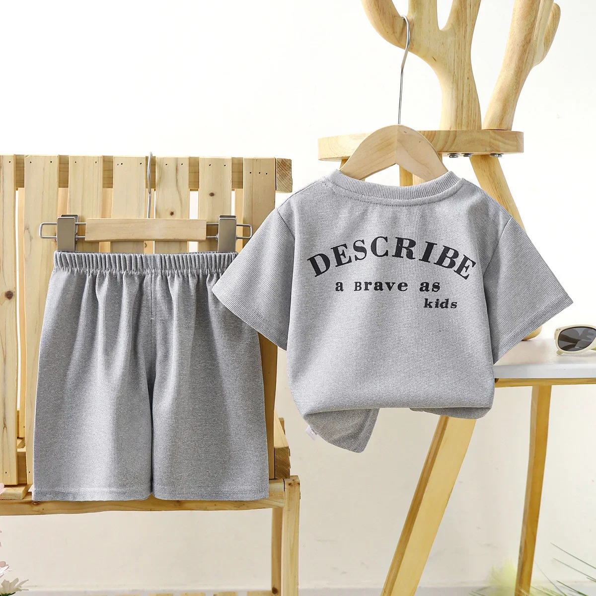 

Summer Kids Sports Clothes Sets Boys Girls Letter Print Short Sleeve O-neck T-shirt Tops + Shorts Baby Casual Two-piece Clothing