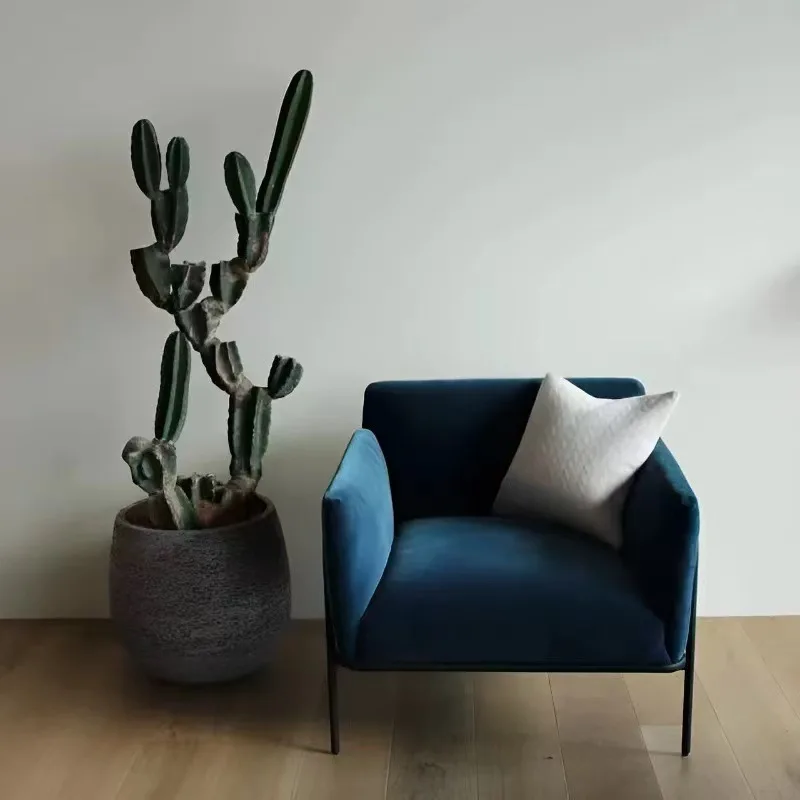 Nordic creative living room sofa chair, modern shopping mall cafe villa leisure bed and breakfast office single chair 4
