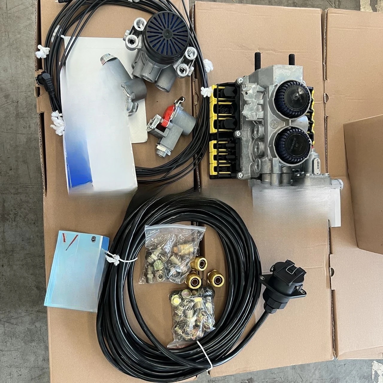 4S/3M 4 640 Trailer Modulator accessoire voiture car accessories