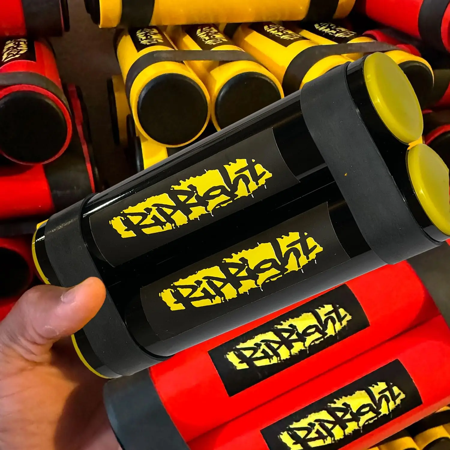 Adjustable Resistance Training Stick for Shoulder Rehab, Muscle Building & Core Workouts with 6 Bands