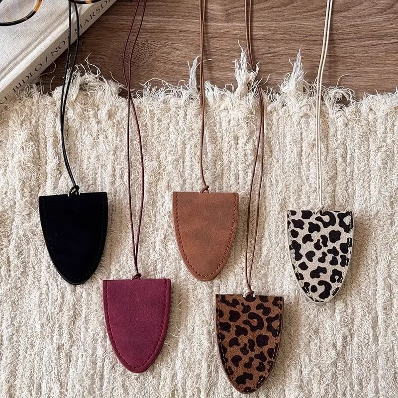 Hanging Neck Eyeglasses Storage Bag Pendant Unisex Leather Case Cover Sunglasses Key Case Box Portable Sweater Chain image 2