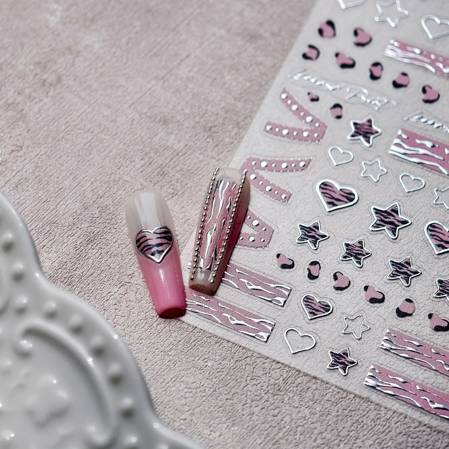 

Pink Girl Lace Bow Nail Sticker 3D Relief Sweet Cool Checkered Nail Art Stickers Laser Silver Star Love Heart Manicure Decals