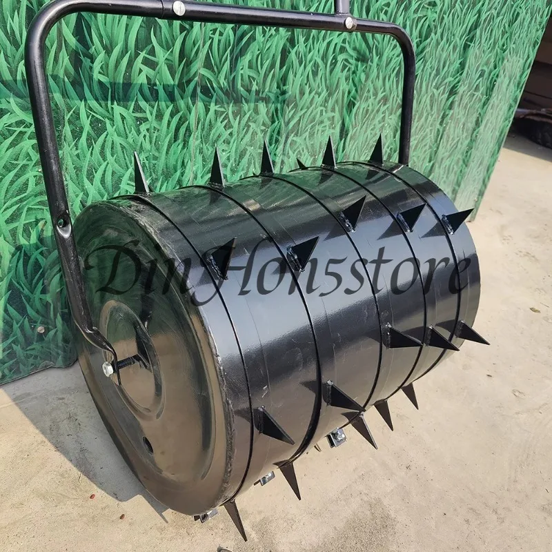 Garden lawn roller flattened breathable two-in-one lawn roller with triangular cone nails unpowered lawn loosening