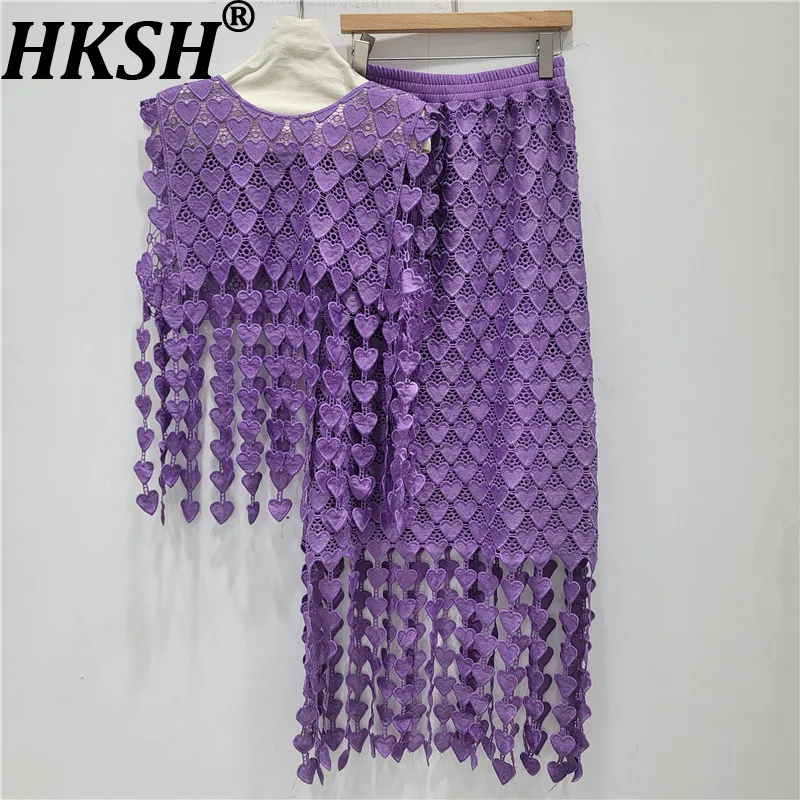 

HKSH Women Chic Two-piece Set Heart-Shaped Hollow Out Tassel O-neck Vest Elastic Waisted Vesatile Elegant High-End Skirt HK22397