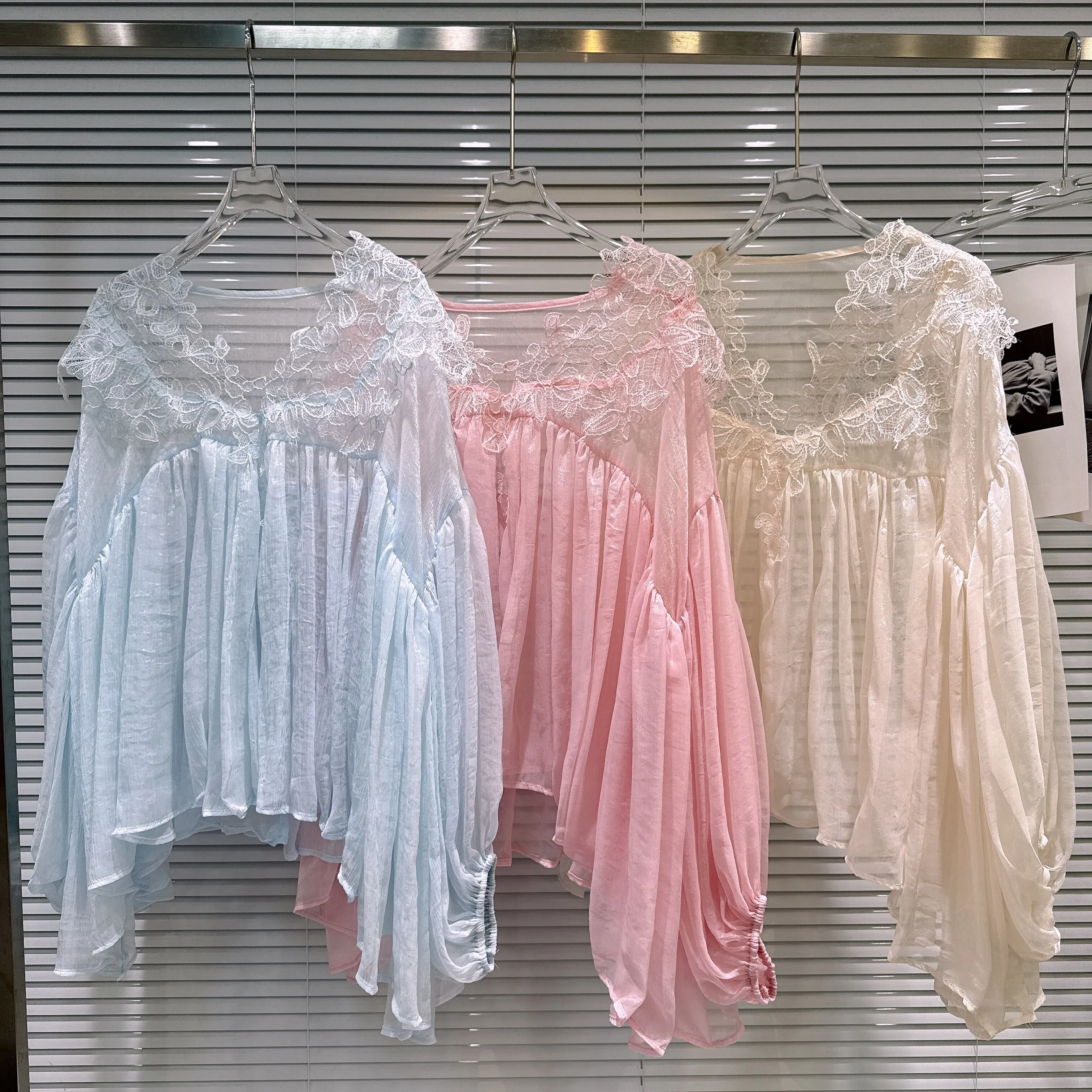 

2026 Spring Summer New French Sweet Style V-neck Lace Trim Light Weight Loose Chiffon Blouse, Women's Long Sleeve Top