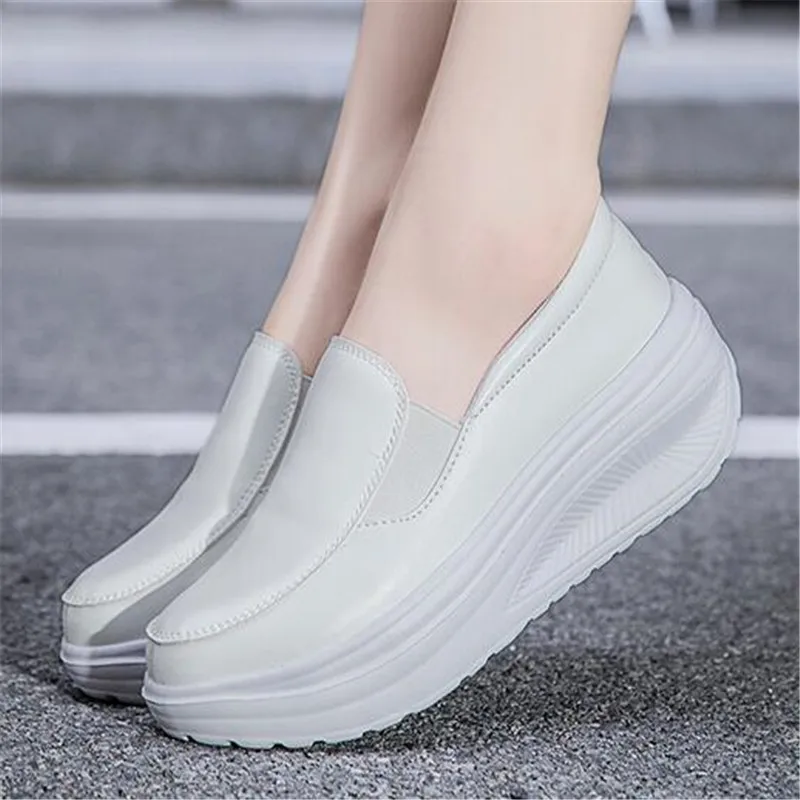 Women's Shoes Spring Genuine Leather Soft Outsole Work Shoes Female Black Swing Shoes Woman Plus Size Wedges Single Shoes2023