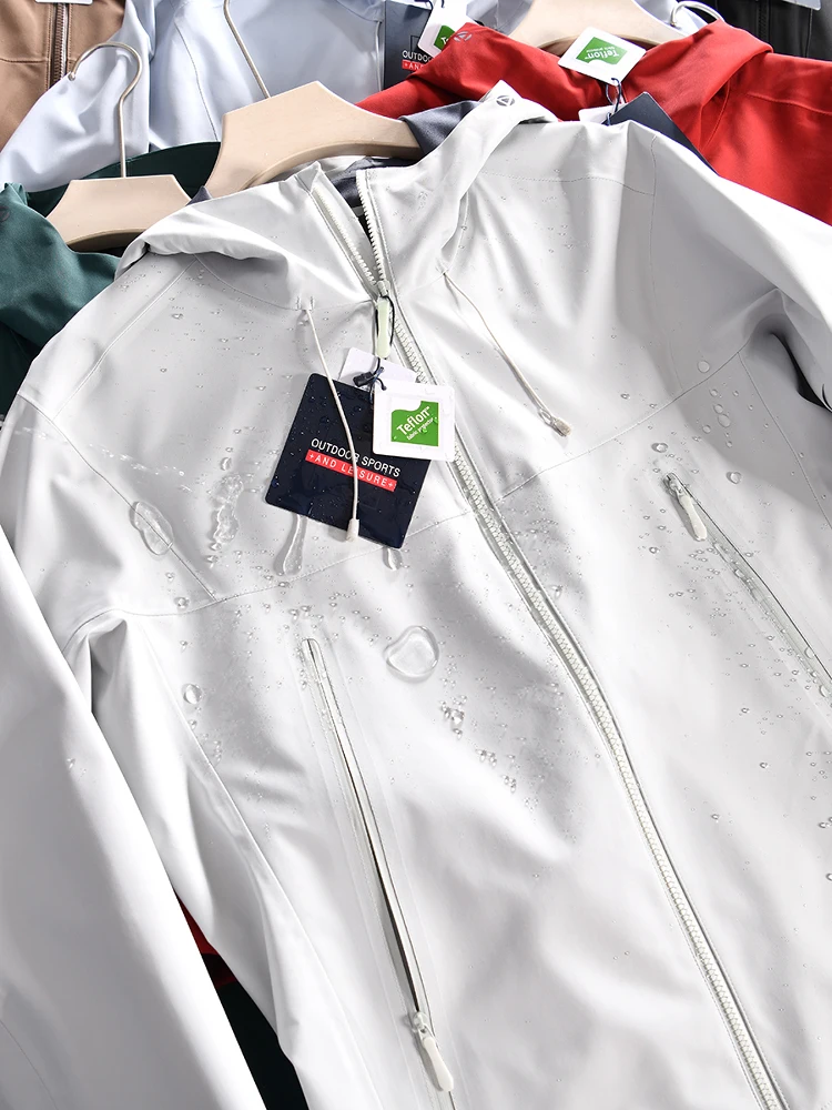 Outdoor Spring Couples Fleece Lined Waterproof Hard  Jacket with Special Fluorine Technology And Pressed Seams for Youth